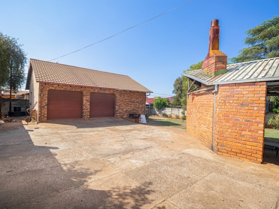 3 Bedroom Property for Sale in Melodie North West